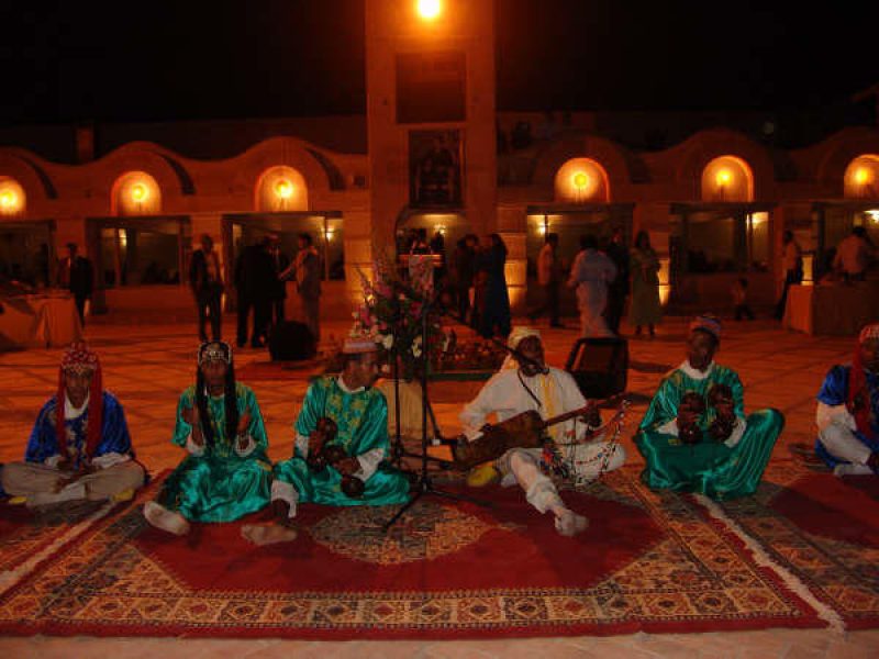 morocco-fantasia-showgnawa1532121813