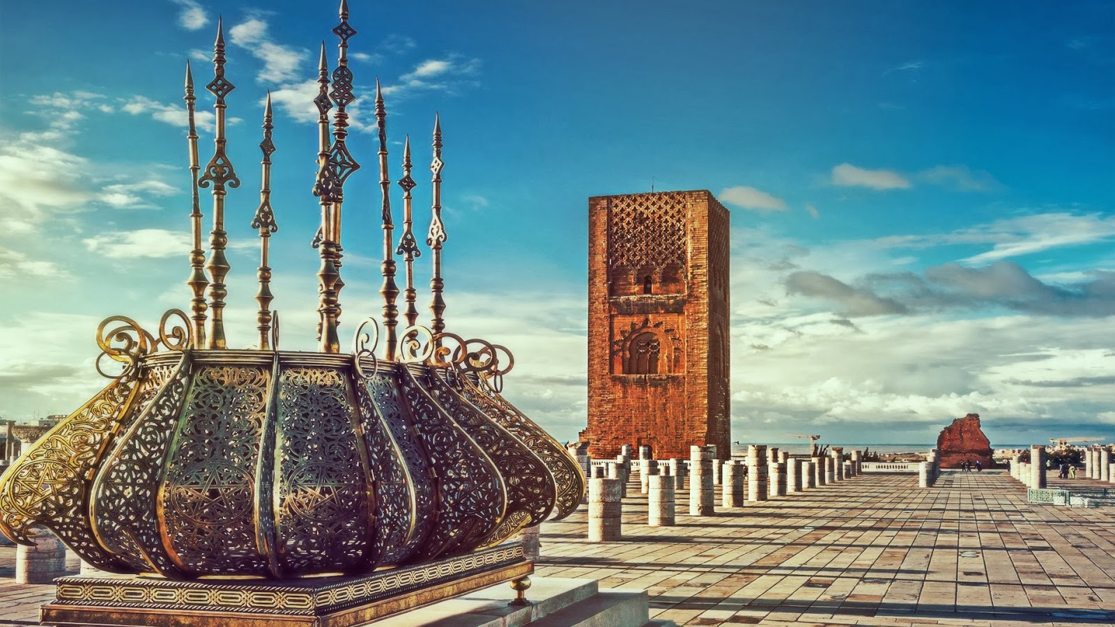 Rabat Hassan Minaret excellent.jpg